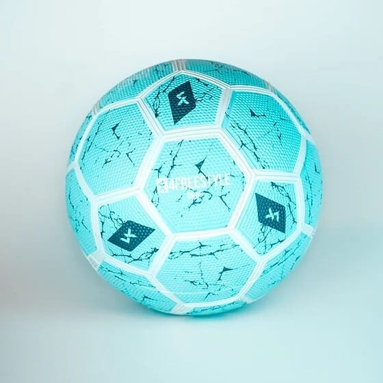 オフピッチ 4フリースタイル　フリースタイルボールV2 5号　正規品 Off-Pitch オフピッチ GRIP ライトブルー クラックアイスボール - 4号