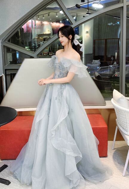 美品！パーティードレス ブルーグレー 床付くオフショルタンクトップみ  