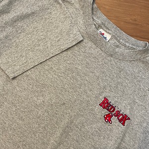 【Majestic】MLB メジャーリーグ レッドソックス 半袖 Tシャツ 刺繍ロゴ 2XL オーバーサイズ REDSOX US古着