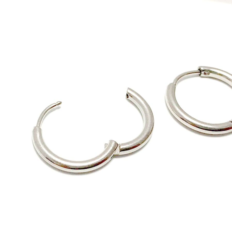 ステンレスシンプルフープピアス（16mm） 両耳セット価格 | Dimia