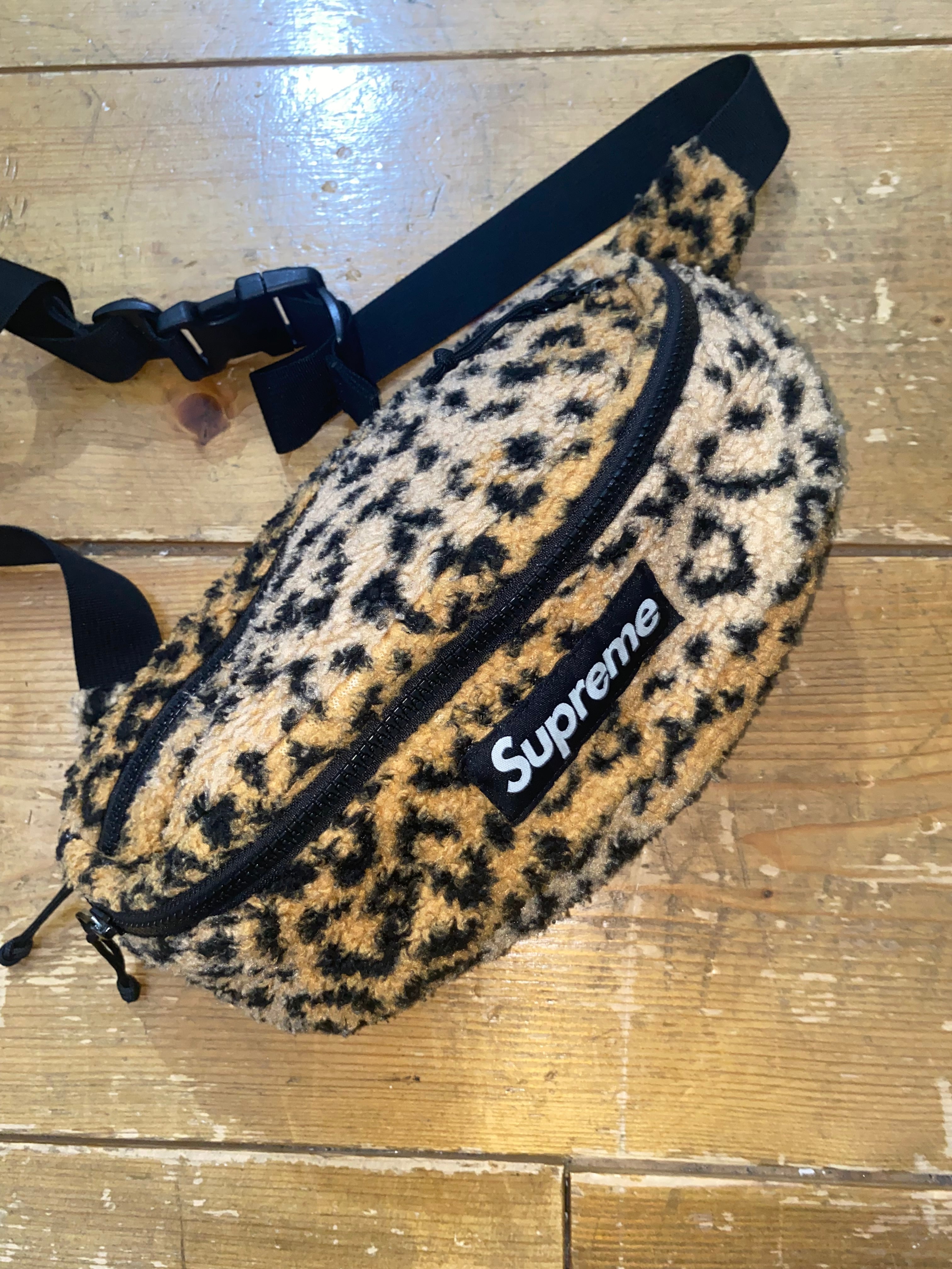 BUTTSTAIN!ANTI FASHION!