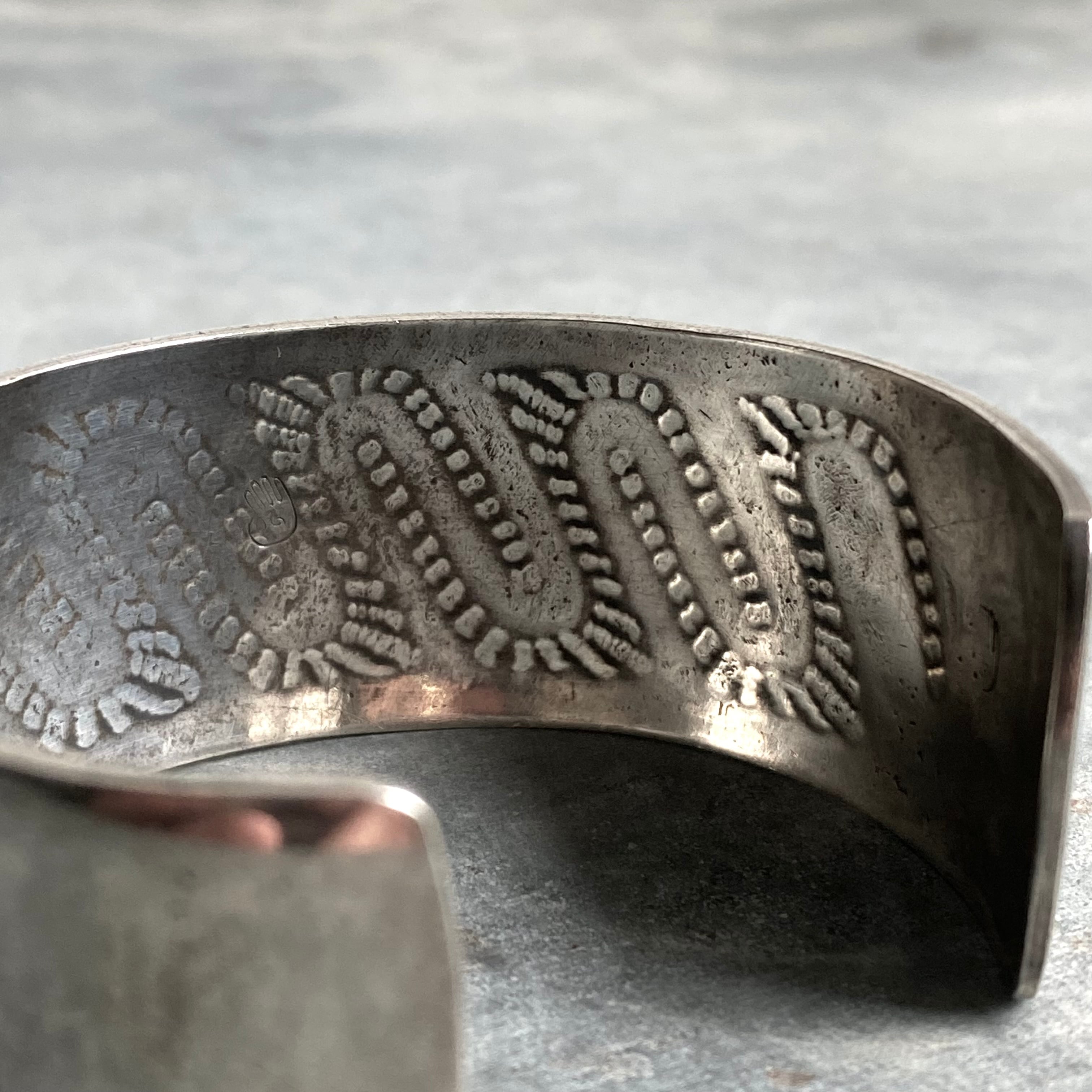 Indian jewelry / overlay cuff bangle Watson Honanie | cravittra