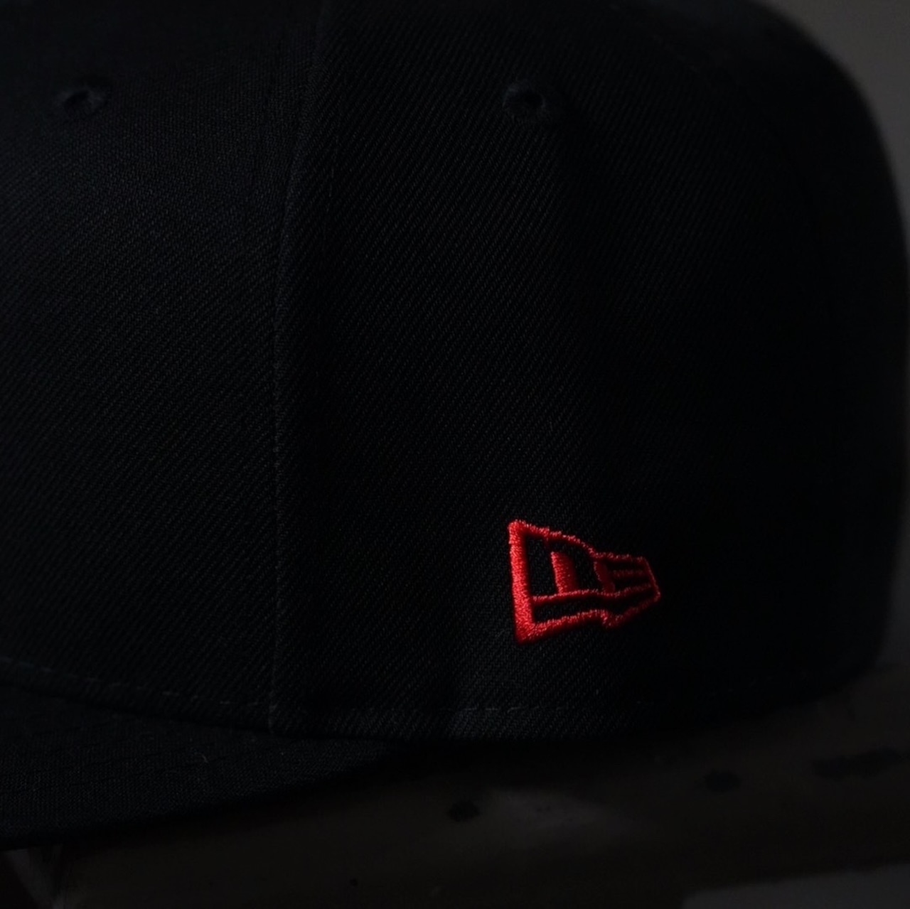 【gifthat別注】 NEW ERA 59FIFTY/5950 ニューヨーク・ヤンキース -The Red-