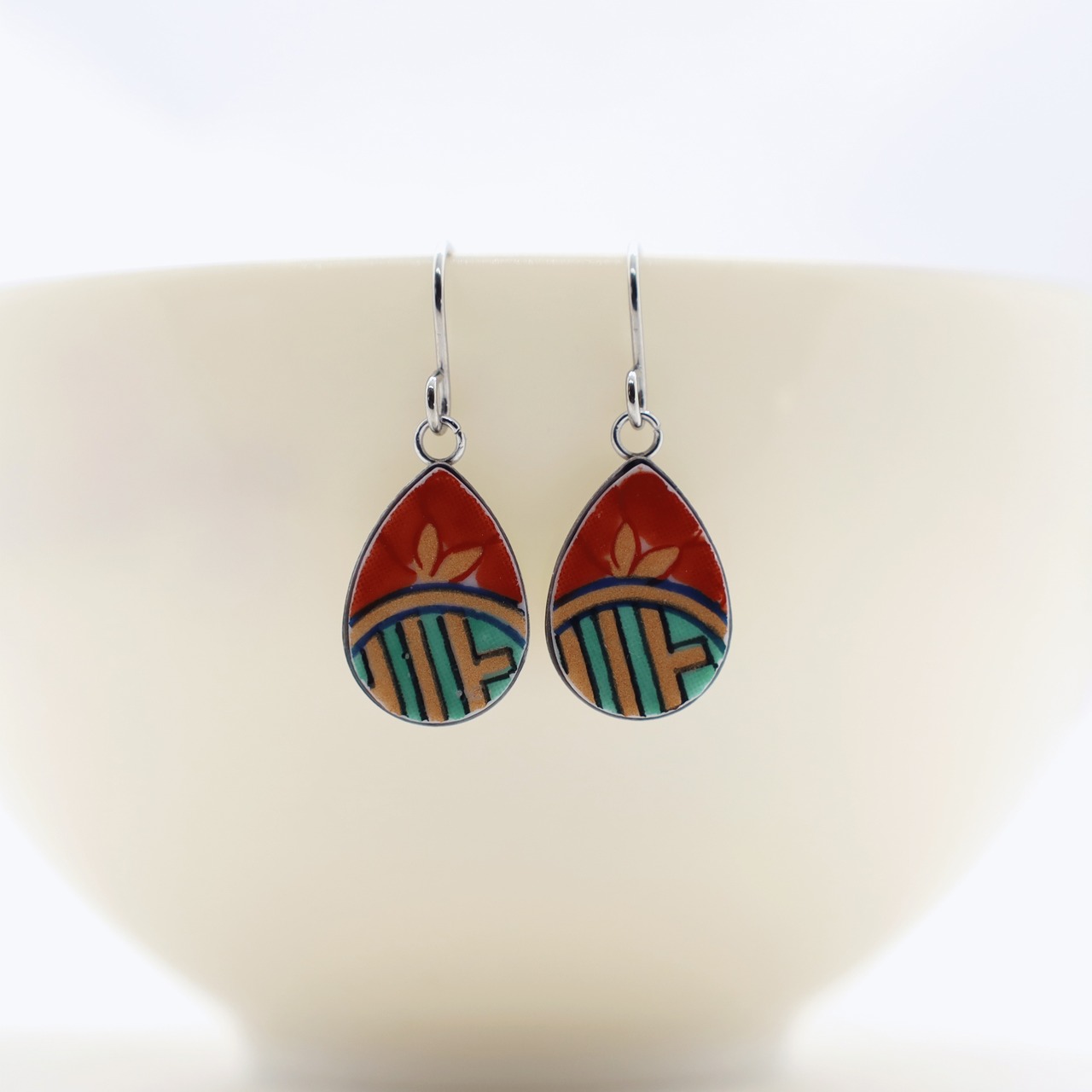 Framed earrings1