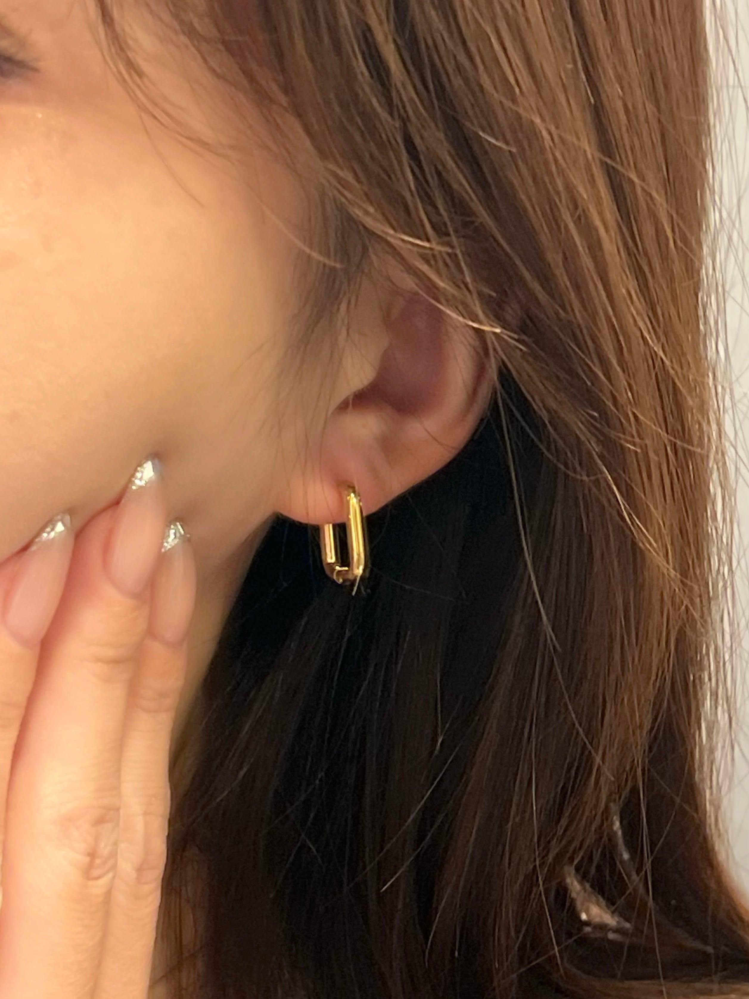 Square hoop pierce | Larme.