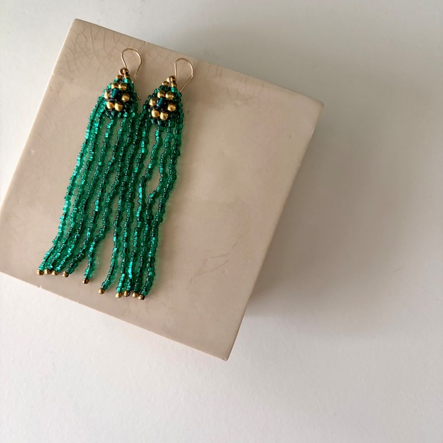 ピアス# emerald waterfall