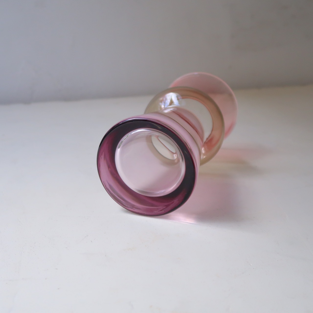 さんかくとまるの花瓶