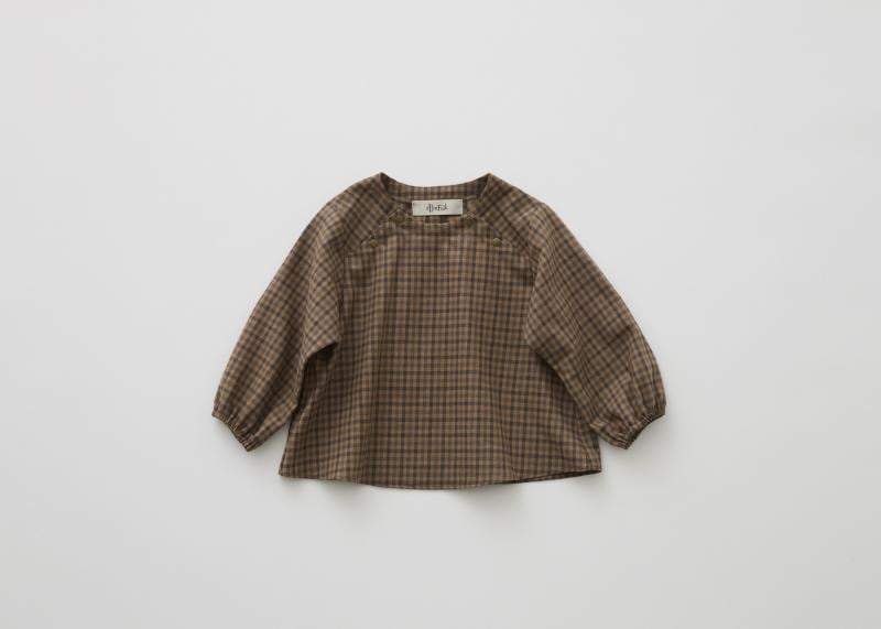 【 eLfin Folk 26AW 】 Country Check Baby Blouse / beige