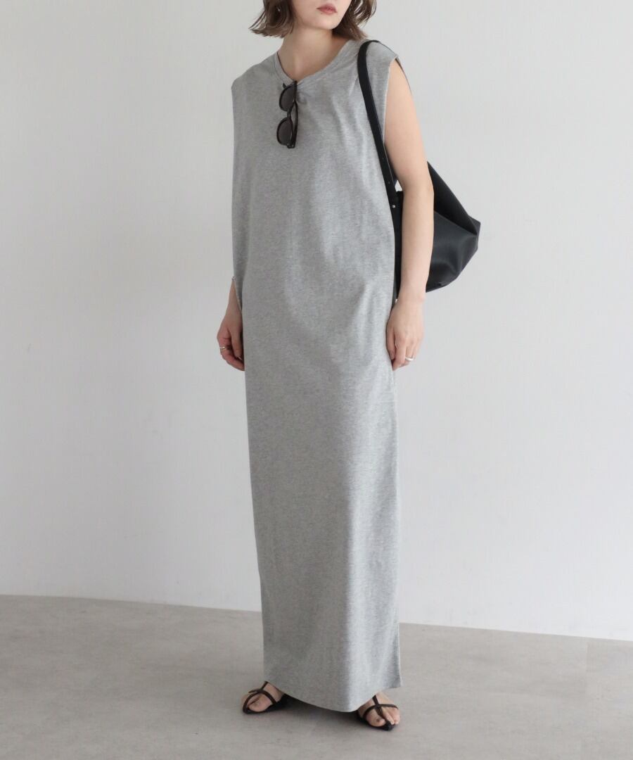 【汗染み防止】ショルダータックノースリワンピース【w-30393】.
