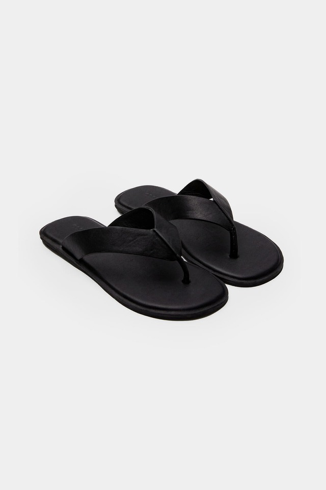 [COOR] Wide Strap Flat Slides (Black) 正規品 韓国ブランド 韓国通販 韓国代行 韓国ファッション クール クーア クアー COOR 日本 店舗