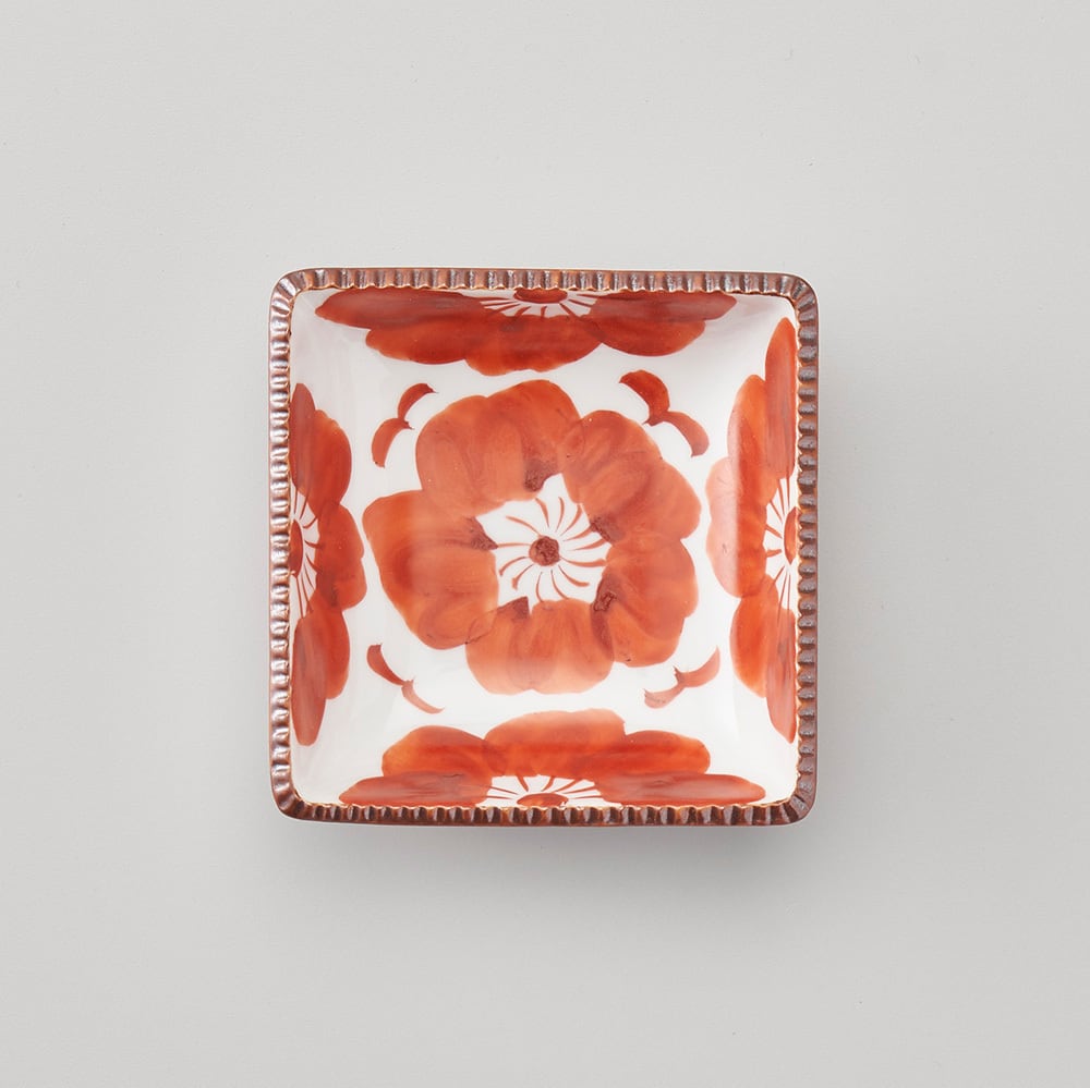 赤ソフィア四角皿・小 | 肥前吉田焼 陶磁器の与山窯