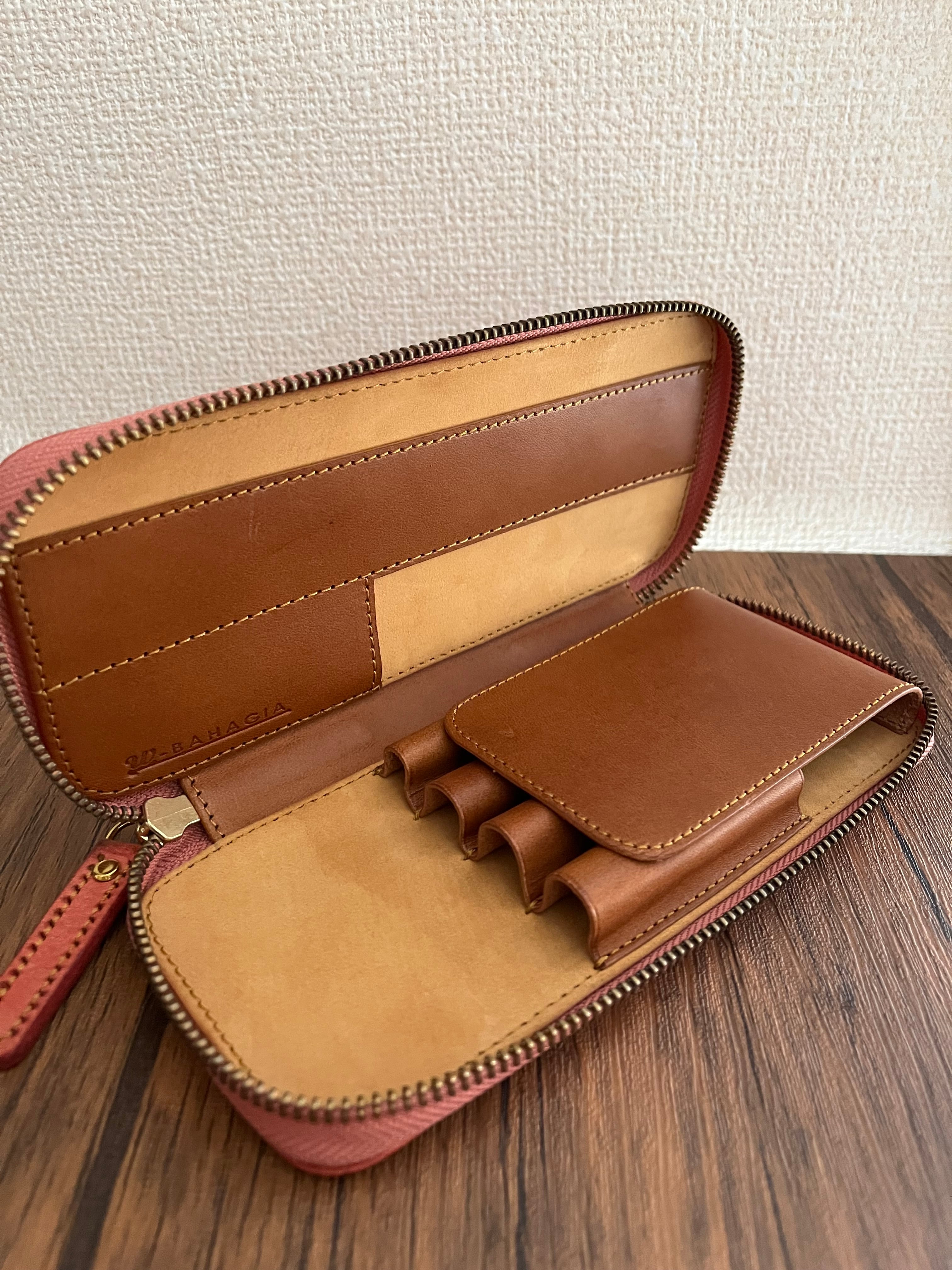 限定品】バハギアペンケース ラウンドジップ型 プエブロ ピンク