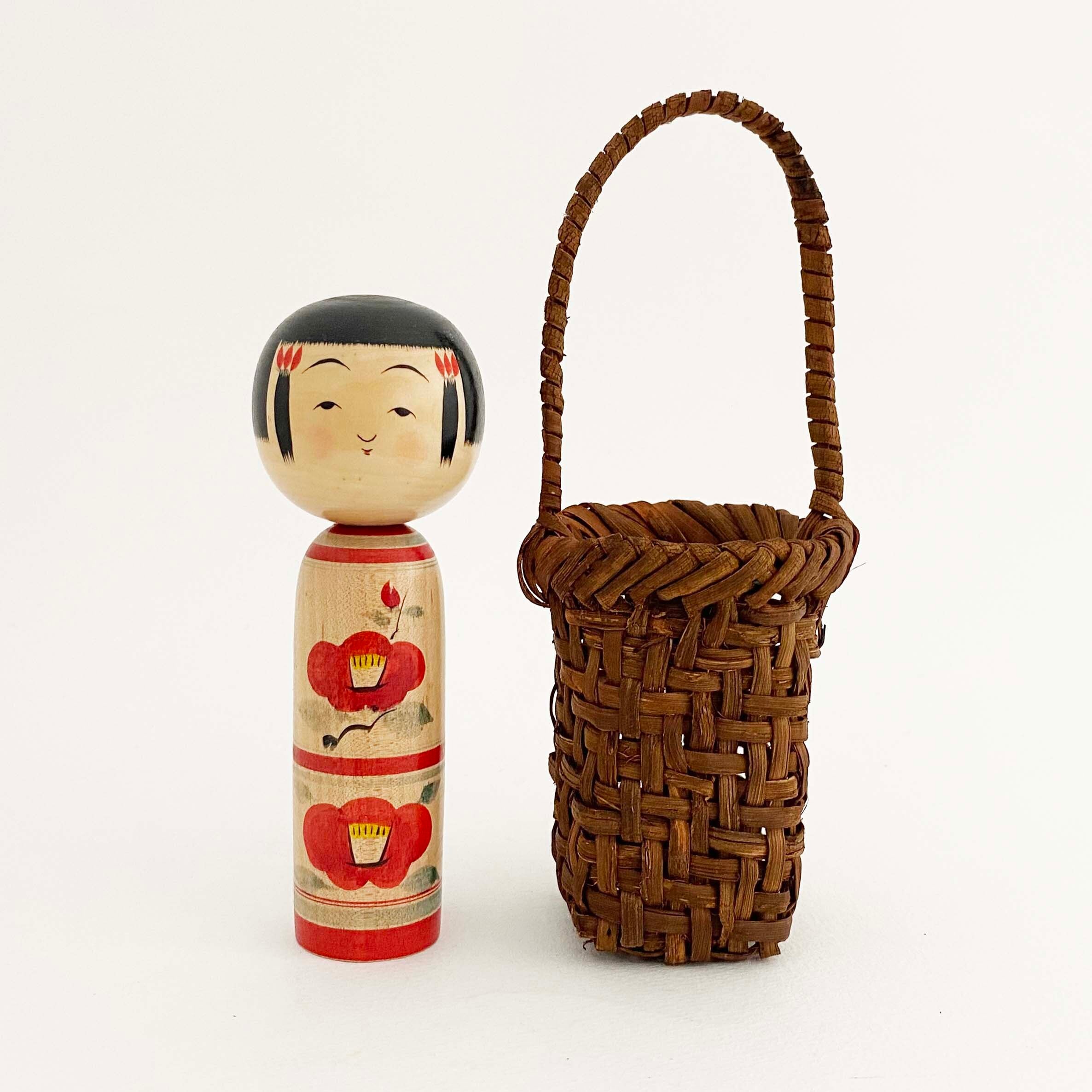 葡萄蔓かご+こけし 小(弥治郎系 / 蔦文男工人)赤い帯