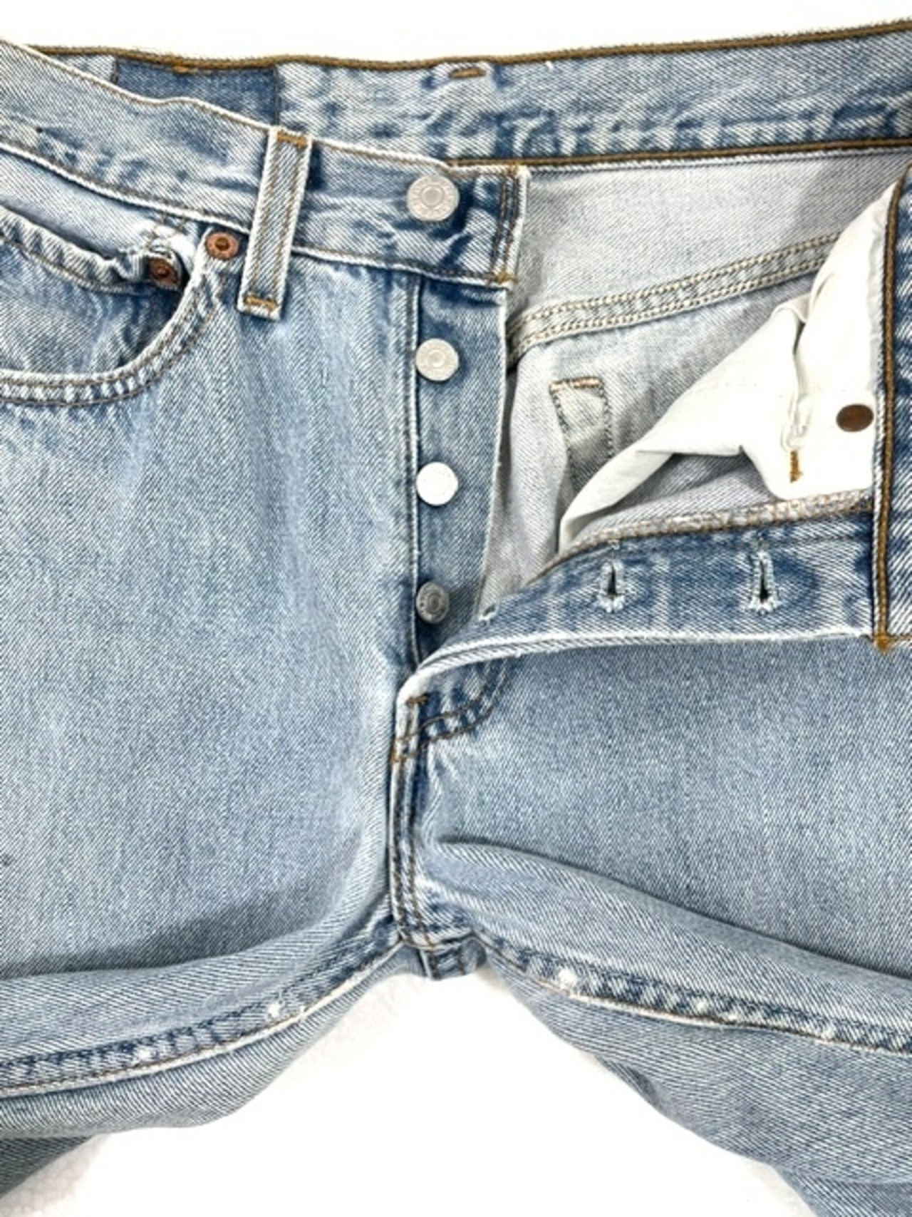 M-202  リーバイス Levis501レギュラー古着 1999年米国製刻印511   W 68cm(ぐるり） 股下 74cm