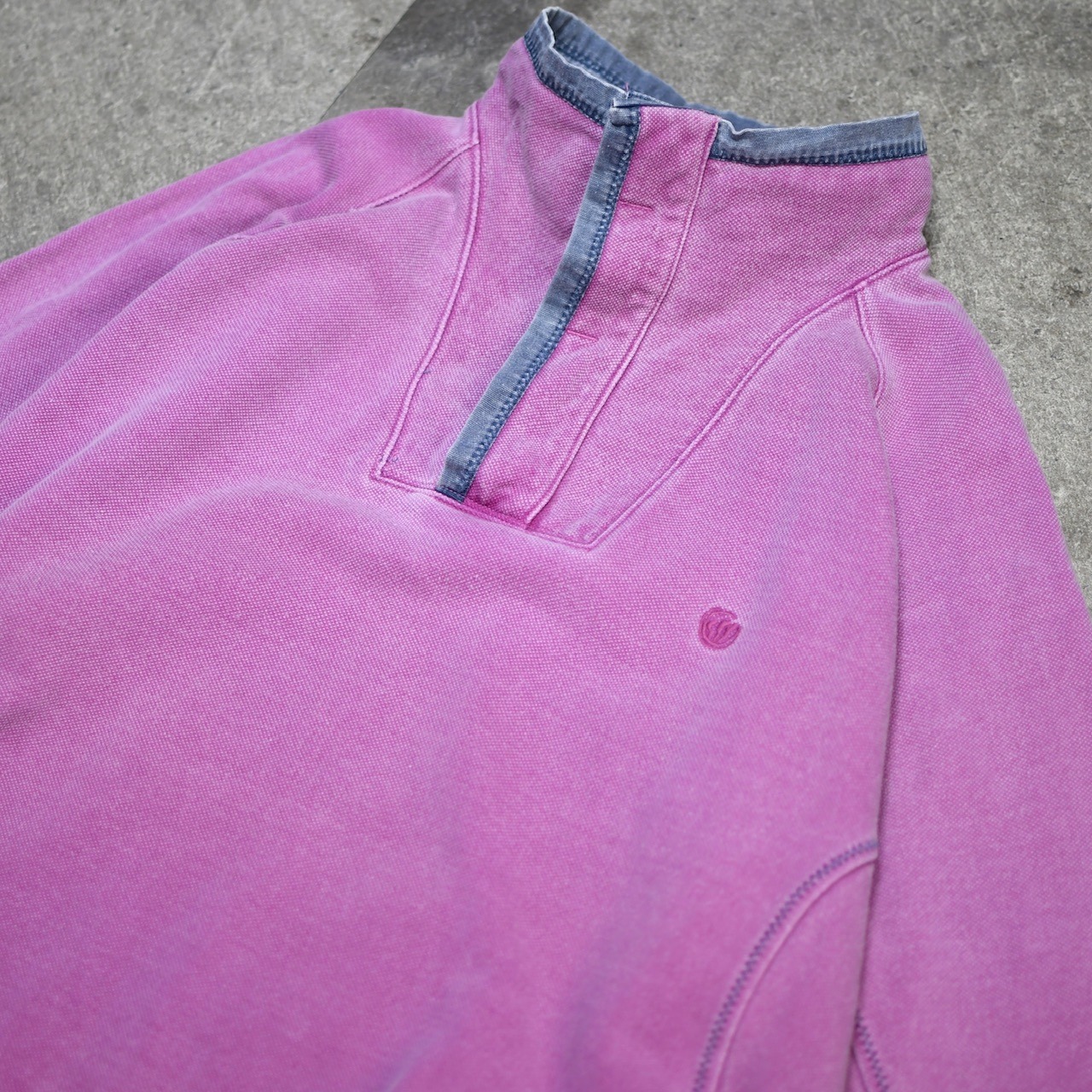 design half button sweat