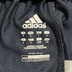 【adidas】トラックパンツ TRACK PANTS サッカー フットサル ジャージパンツ ジャージ下 裾チャック パフォーマンスロゴ プリント スリーストライプ CLIMACOOL アディダス ダークグレー US古着