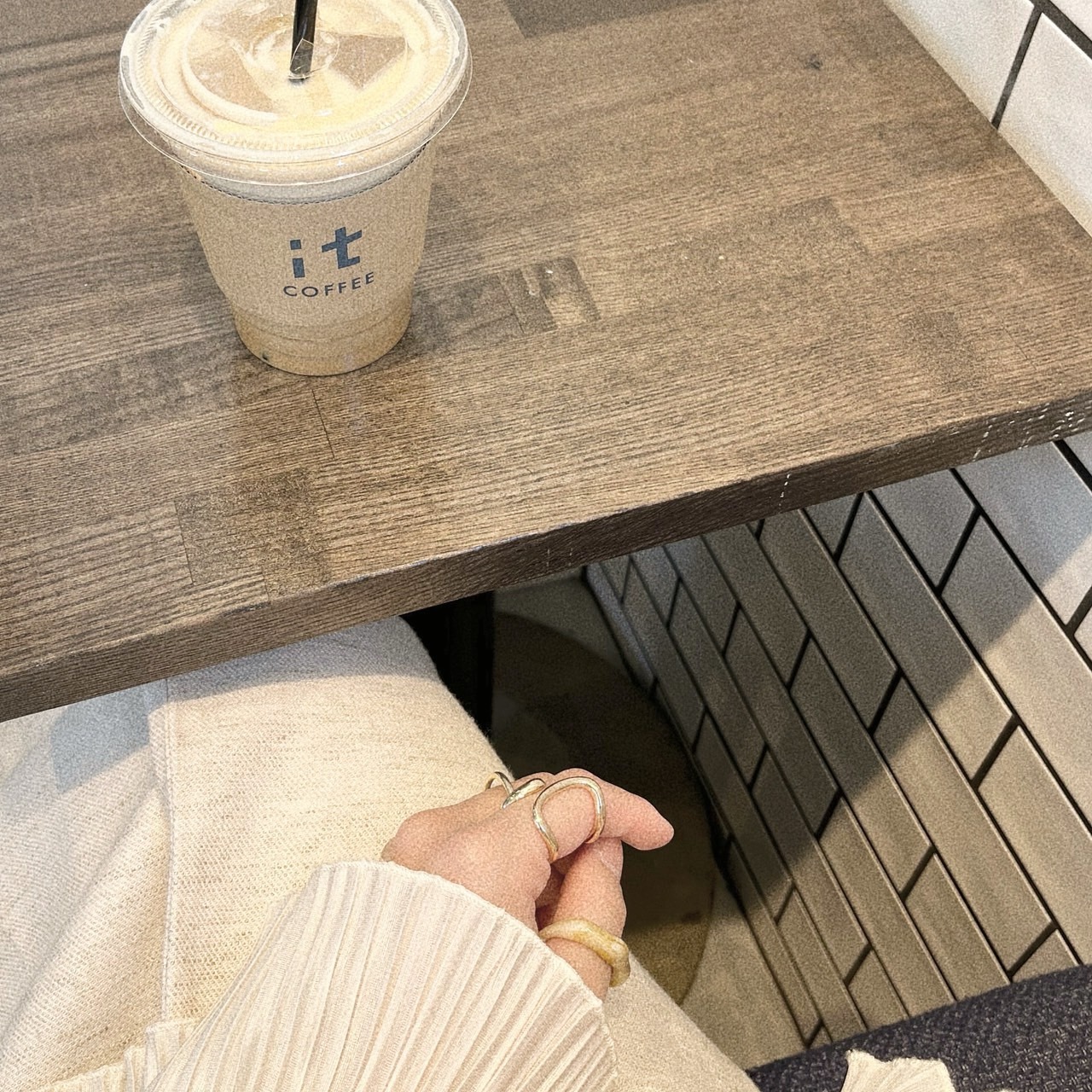 ［ ring ］beige clear set