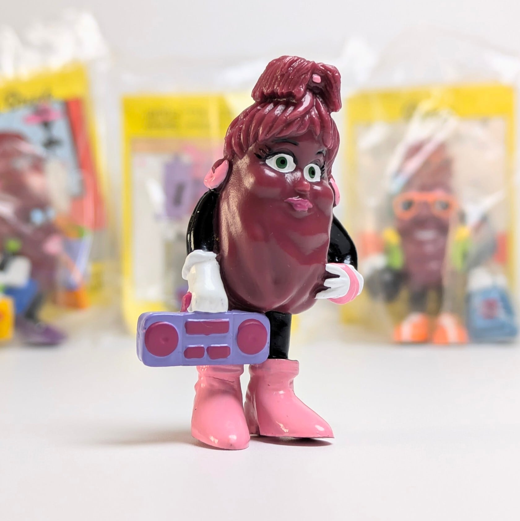 ☆ VINTAGE 1991 ☆ 【 California Raisins（カリフォルニアレーズン）】『 Alotta Stile ( アロッタ・スタイル ) / Hardee's / CARD無し 』 ハーディーズ ミールトイシリーズ / PVC フィギュア ビンテージトイ 〚アメリカン雑貨 アメトイ〛