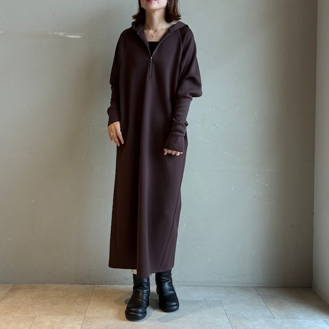 【 CLOCHE 】ダンボールニットジップフーディーワンピ