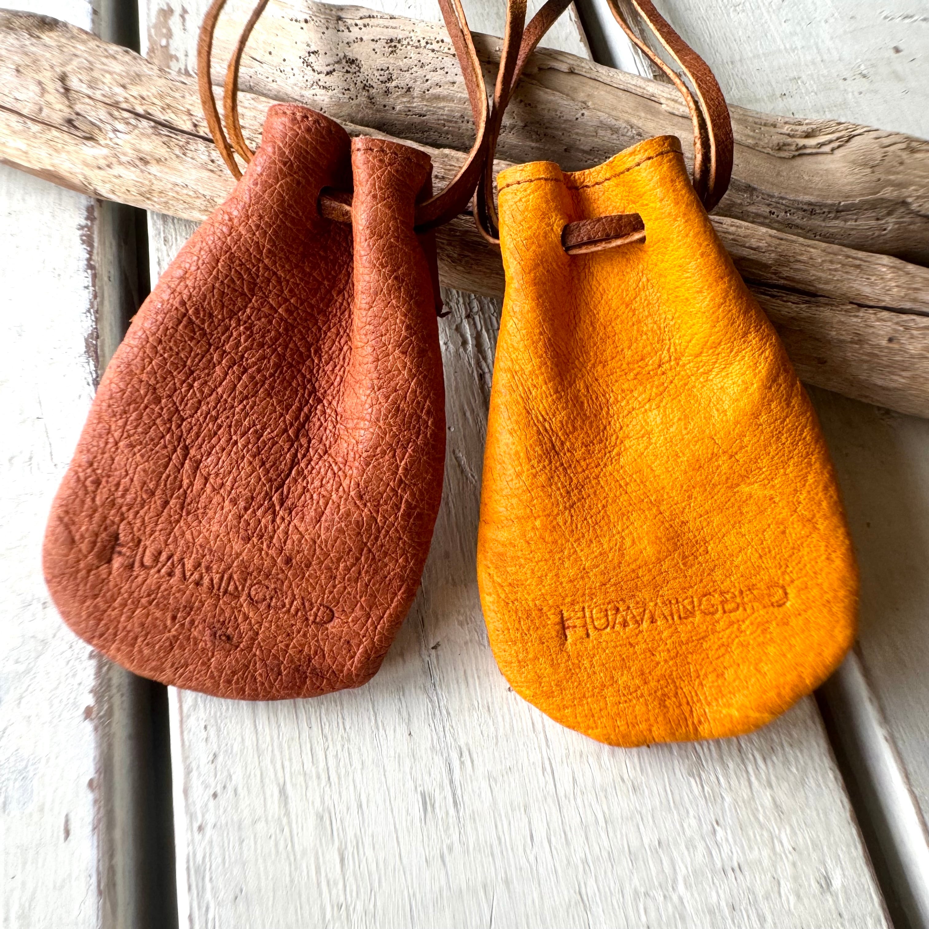 キバ付き巾着（小）】イノシシ革✴︎ジビエレザー | ジビエレザー