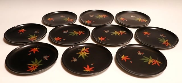 桜と紅葉紋木皿 10枚 | 賢祥堂 うつわ店