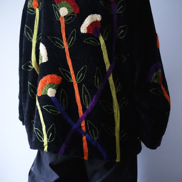 "刺繍×花" loop button design over silhouette velours no-collar jacket