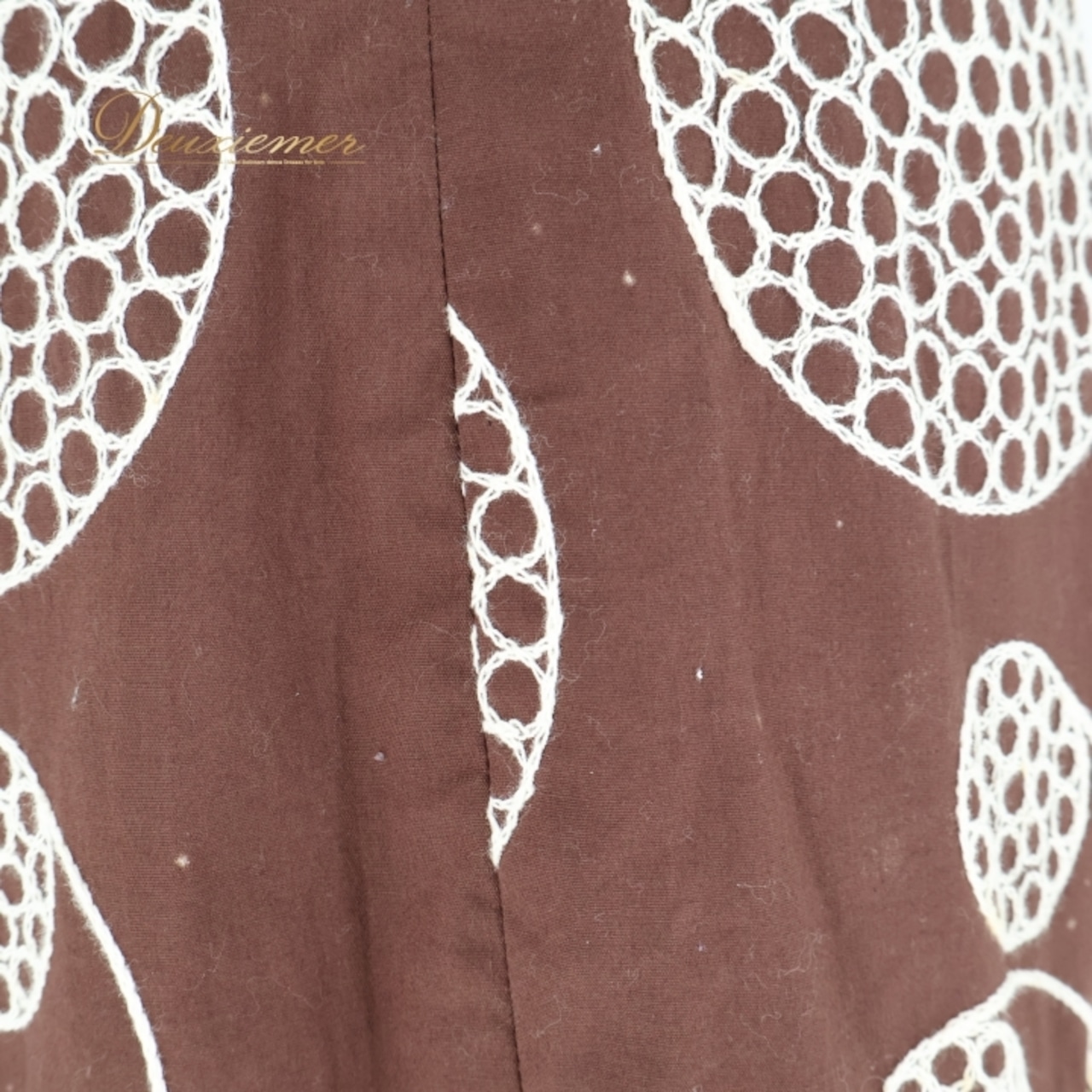 フラメンコ 衣装 ソニアジョーンズ SONIA JOHNES ファルダ スカート ハイウエスト ボランテ フリル 水玉 ドット 黄緑 刺繍 かわいい 茶色 ブラウン系 グリーン系 スカートスタイル 可愛い 衣装用スカート おしゃれ 大人 ダンス衣装 個性派 フラメンコスタイル レディースファッション