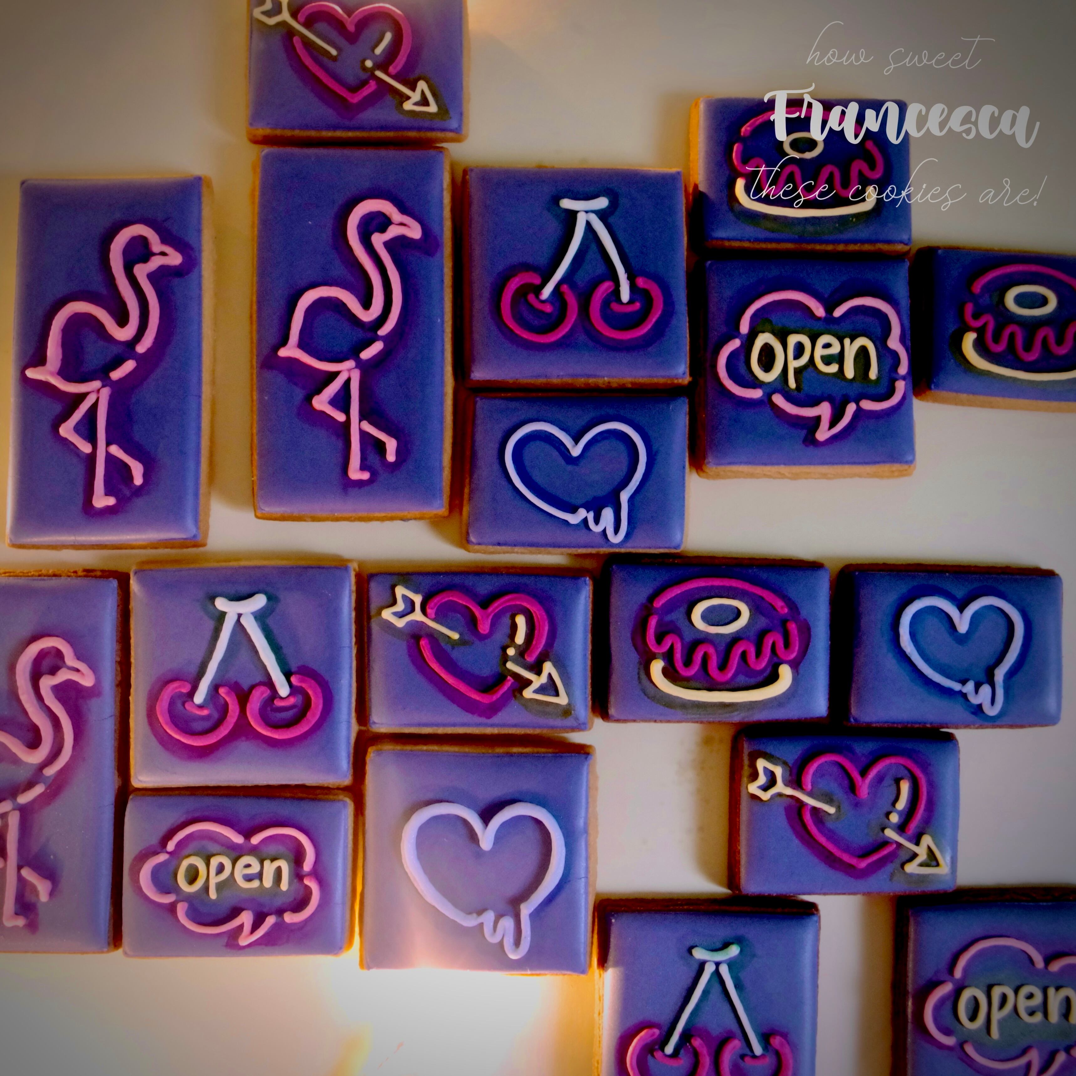80's RETRO】ネオンサインのアイシングクッキーセット | Francesca von