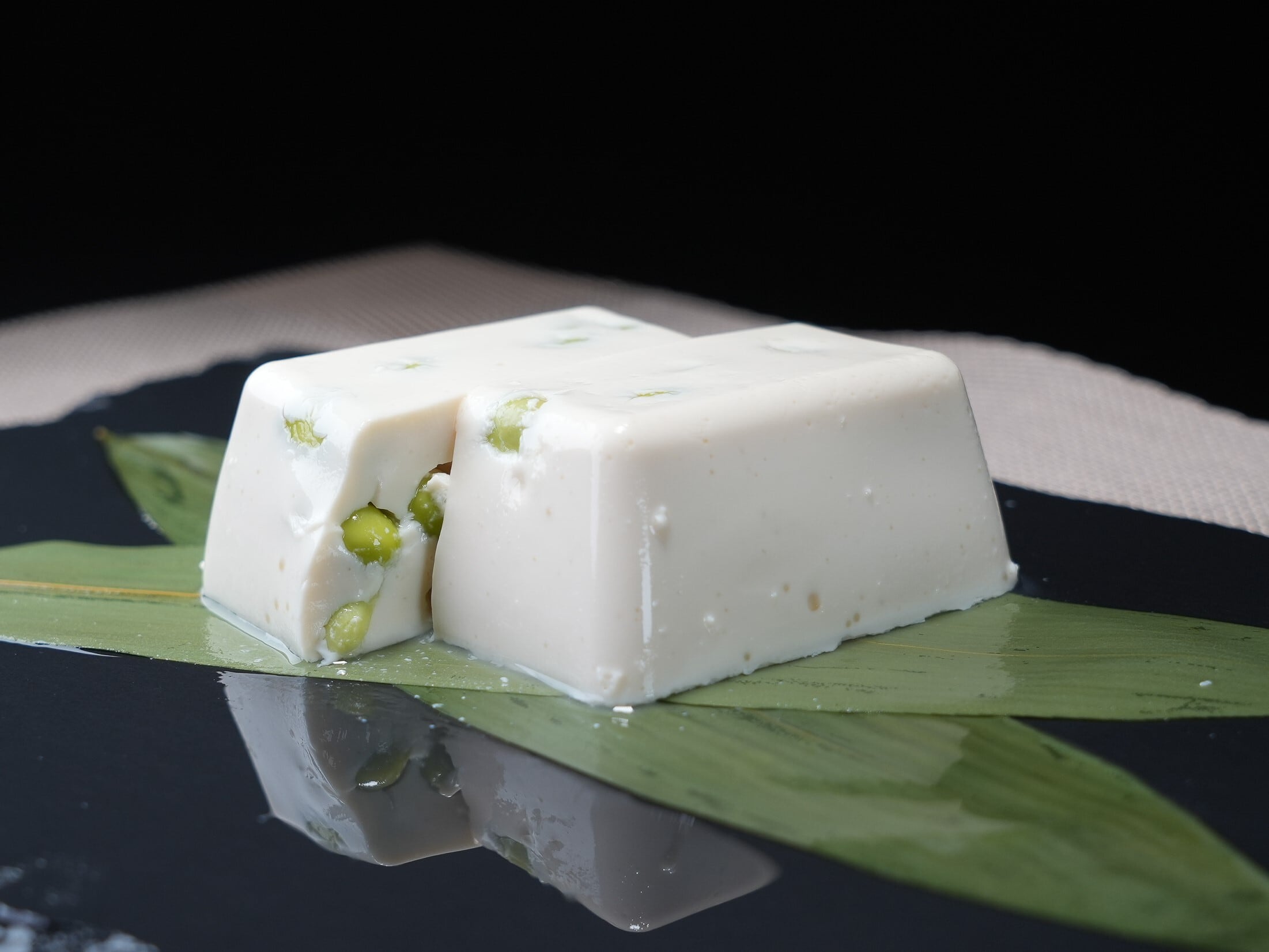 枝豆豆富 粒【150g】 | ゆ葉・豆富工房 凡道留フードハーネス