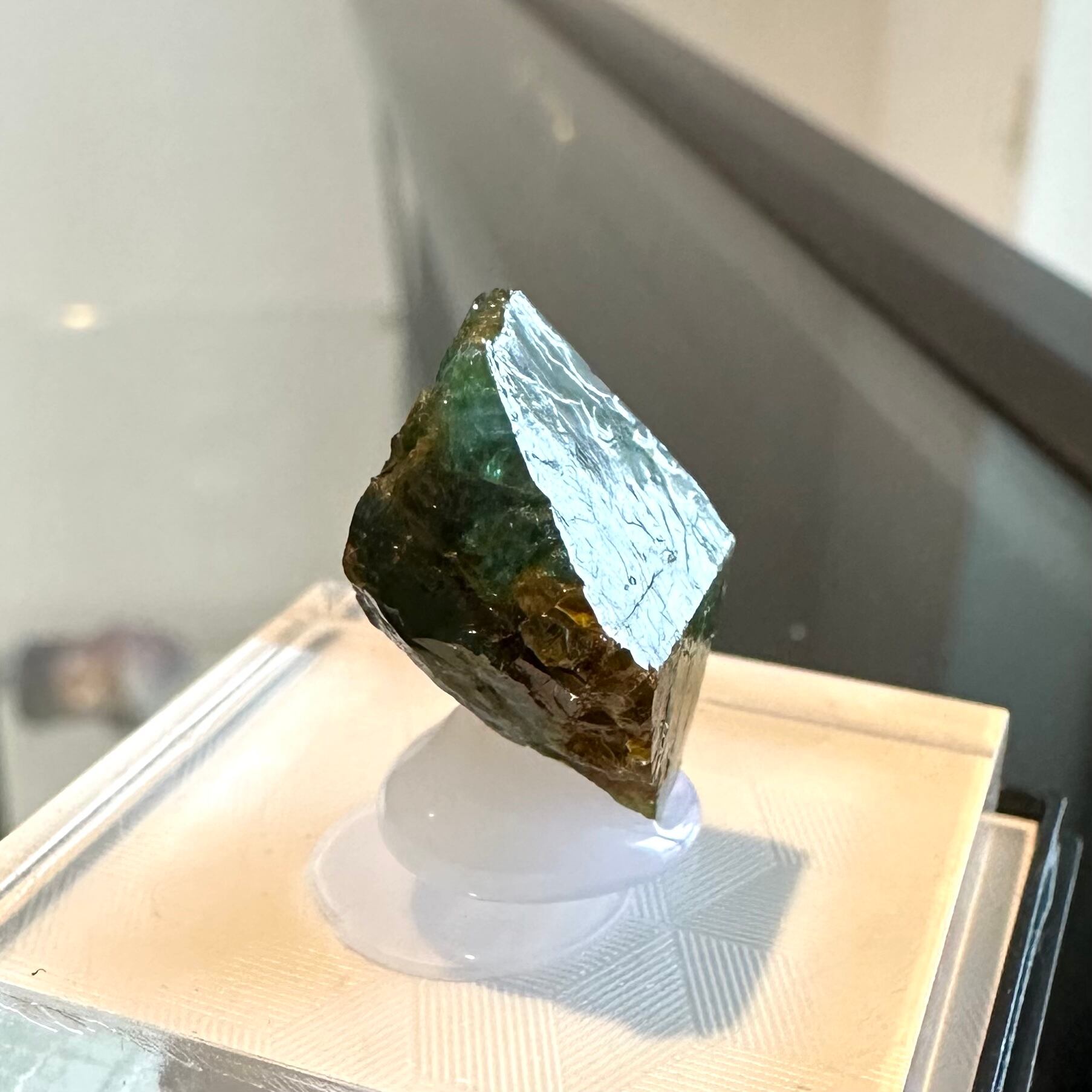 4626-12『天然ユークレース』約1ct ジンバブエ産 原石 鉱物 鉱石標本