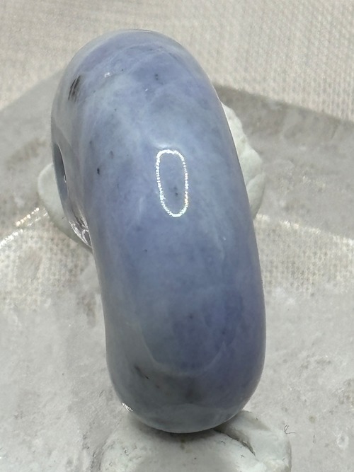糸魚川翡翠　〜勾玉〜　希少なラベンダー翡翠・画像5