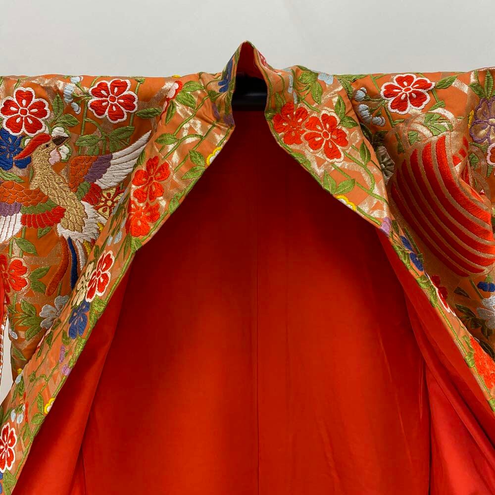 色打掛 正絹 鶴 刺繍 オレンジ 打掛 Mサイズ 裄66 花嫁衣裳 婚礼 リサイクル 中古 ブライダル ウエディング 着物 3957 色打掛 正絹 鶴 刺繍 オレンジ 打掛 Mサイズ 裄66 花嫁衣裳 婚礼
