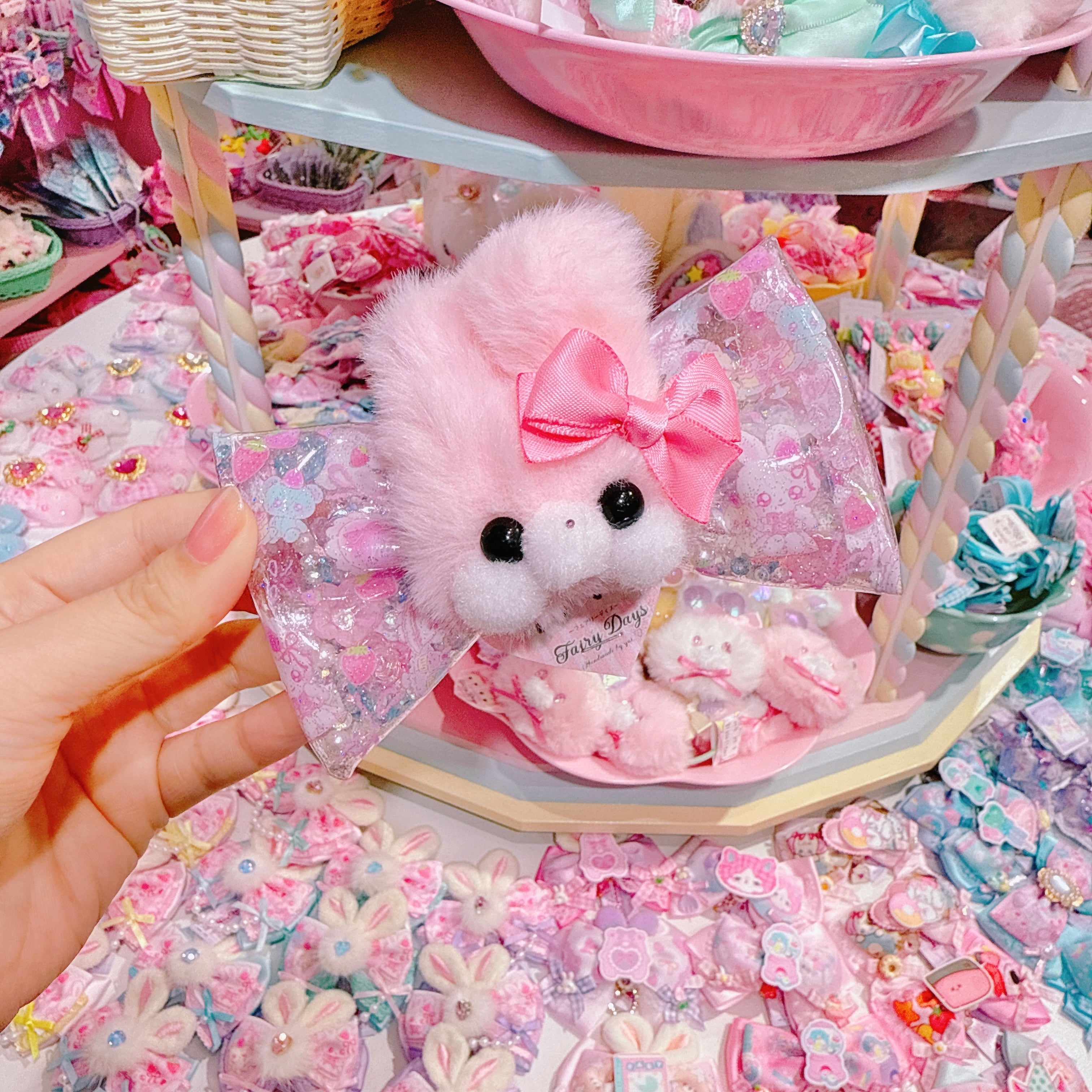 【G6】40-11暗闇で光る!シャカシャカヘアクリップ