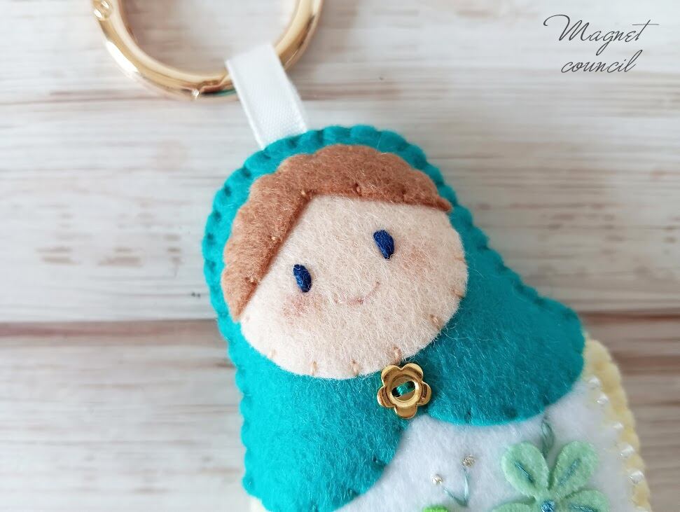 フェルトキーホルダー（マトリョーシカ・グリーン） | ハンドメイド