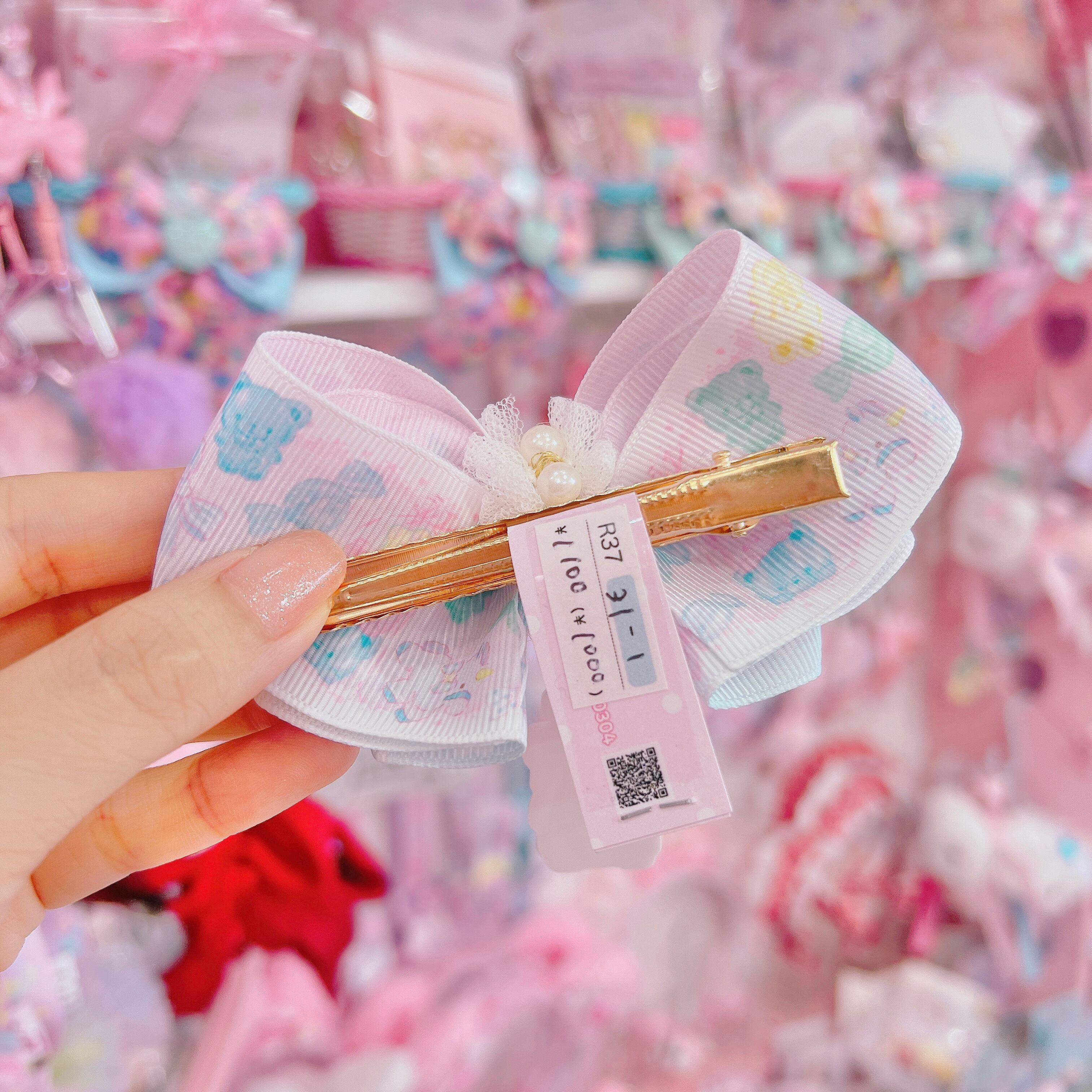 【R37】31-1ヘアクリップ