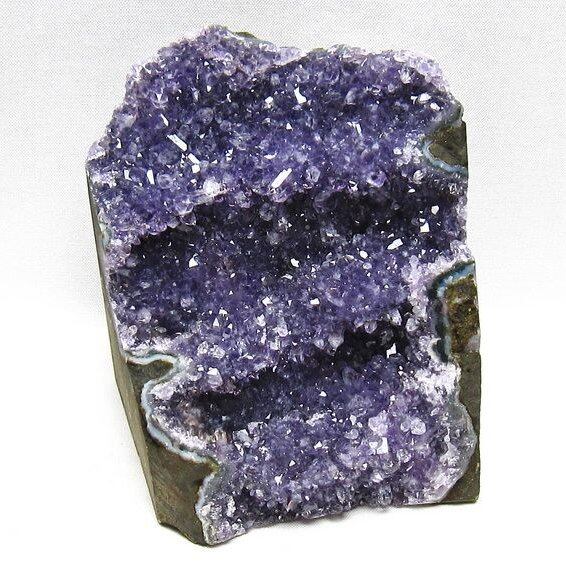 アメジスト クラスター ウルグアイ産 アメジスト 原石 一点物 182-8196