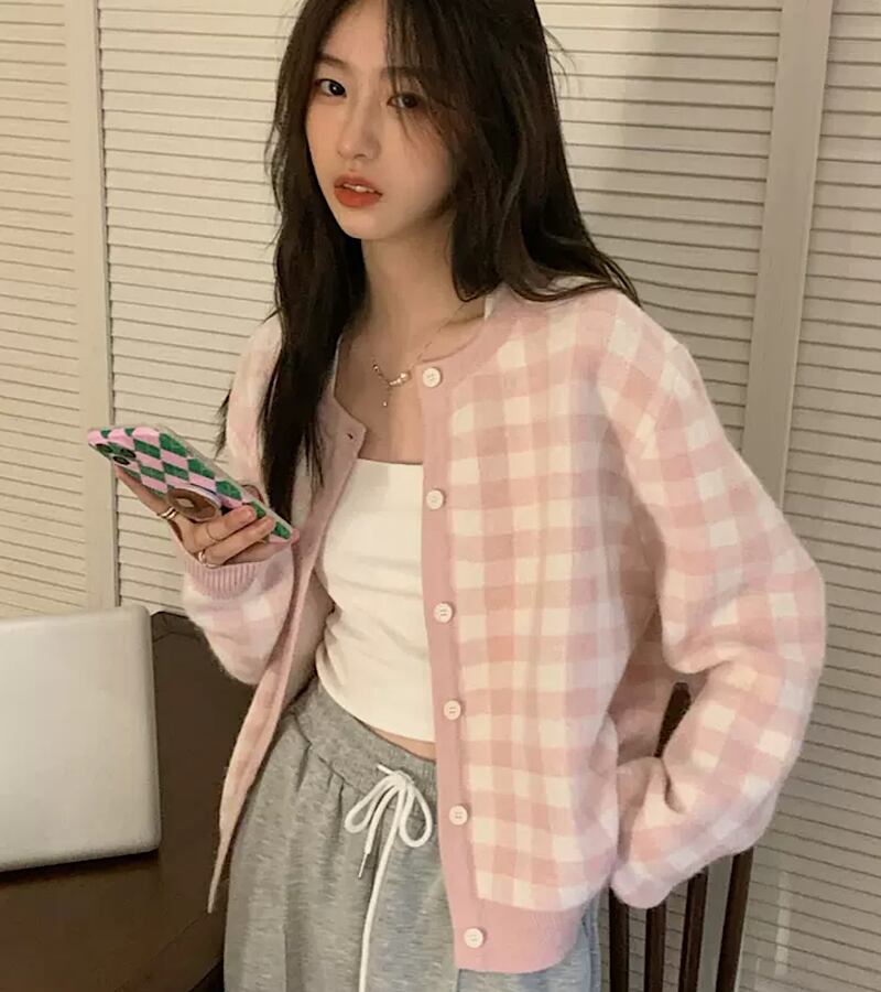 ゆるっと 韓国っぽ ガーリー ニット カーディガン ギンガムチェック パステルカラー カジュアル フェミニン デートコーデ Lamitte Deco トレンド 韓国ファッション ショップ Base店 ゆるっと 韓国っぽ ガーリー ニット カーディガン ギンガムチェック パステルカラー カジュアル フェミニン デートコーデ Lamitte Deco トレンド 韓国ファッション ショップ Base店