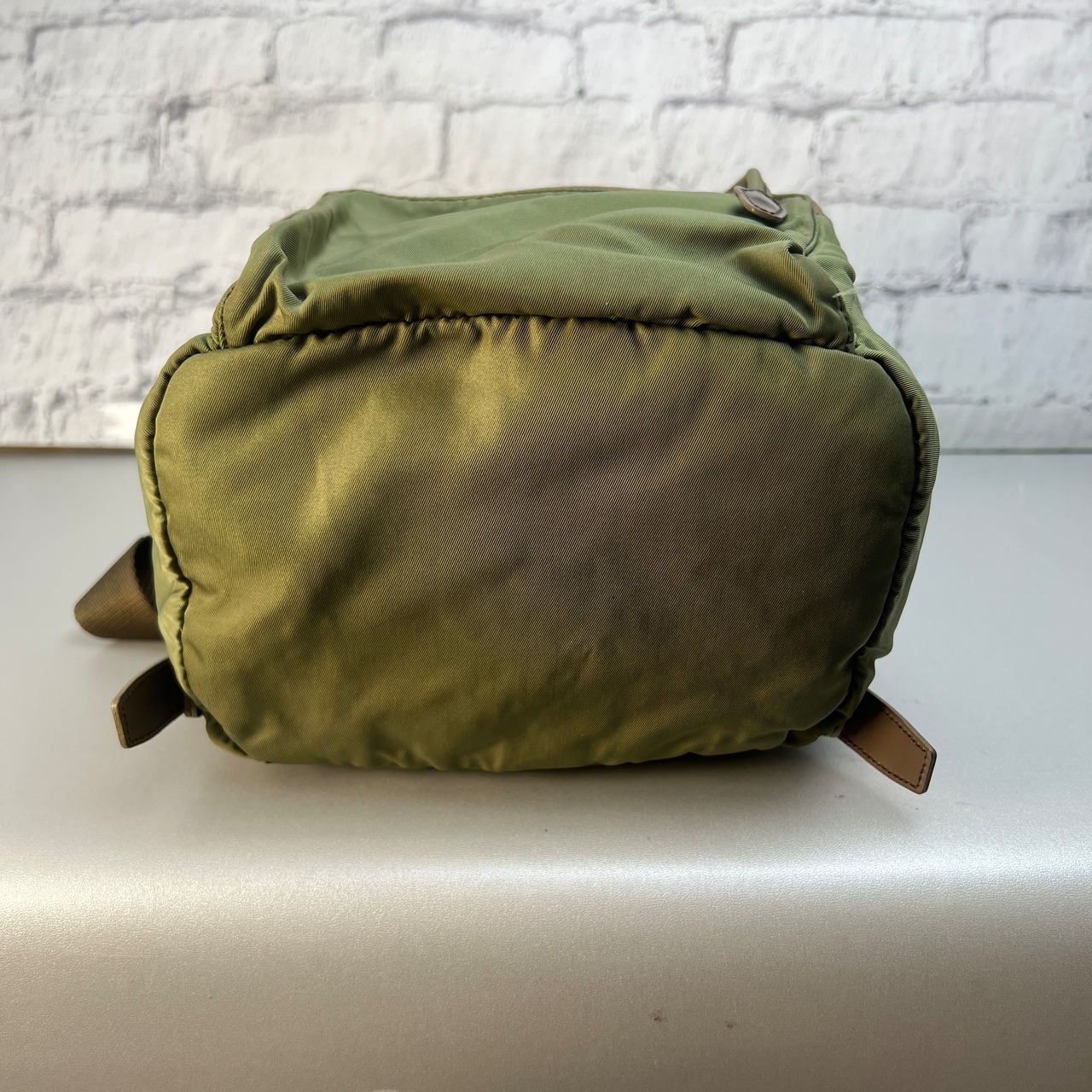 PRADA プラダ  三角プレート ナイロン バックパック・リュック グリーン A-9809