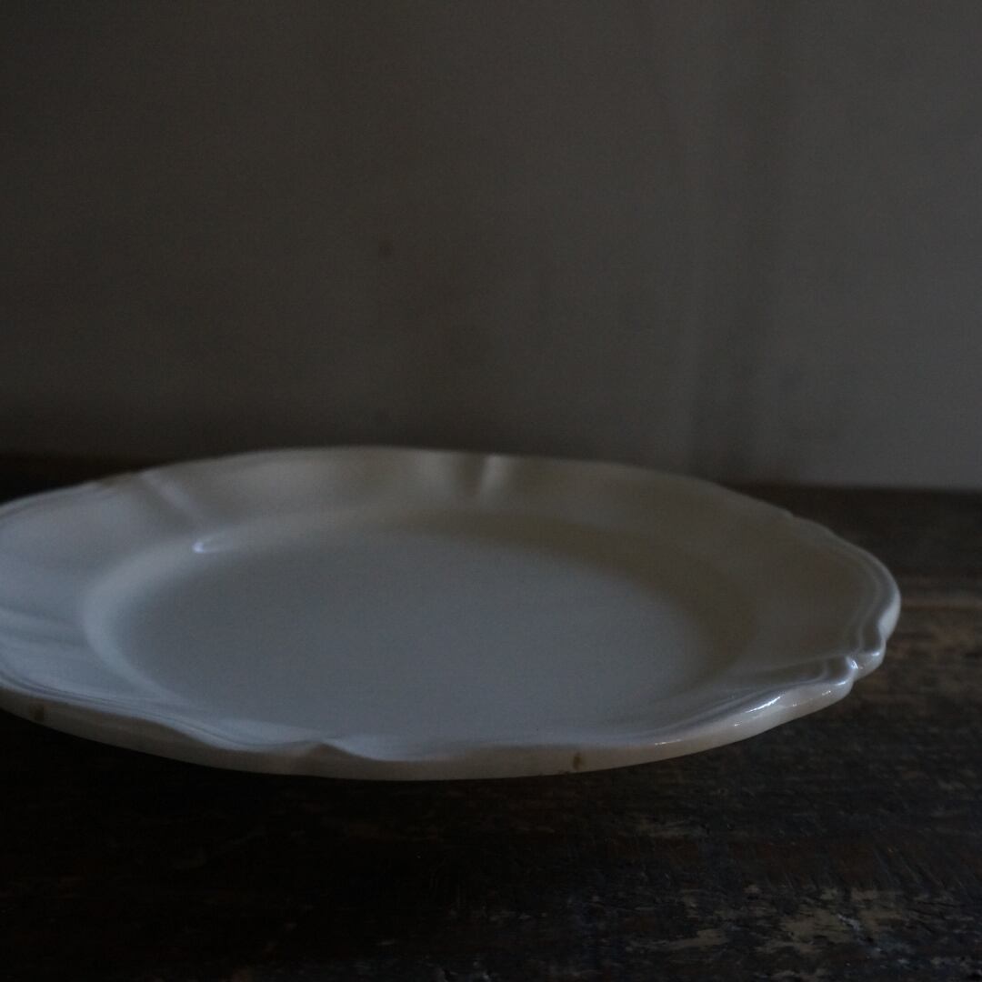古いフランスの陶器皿
