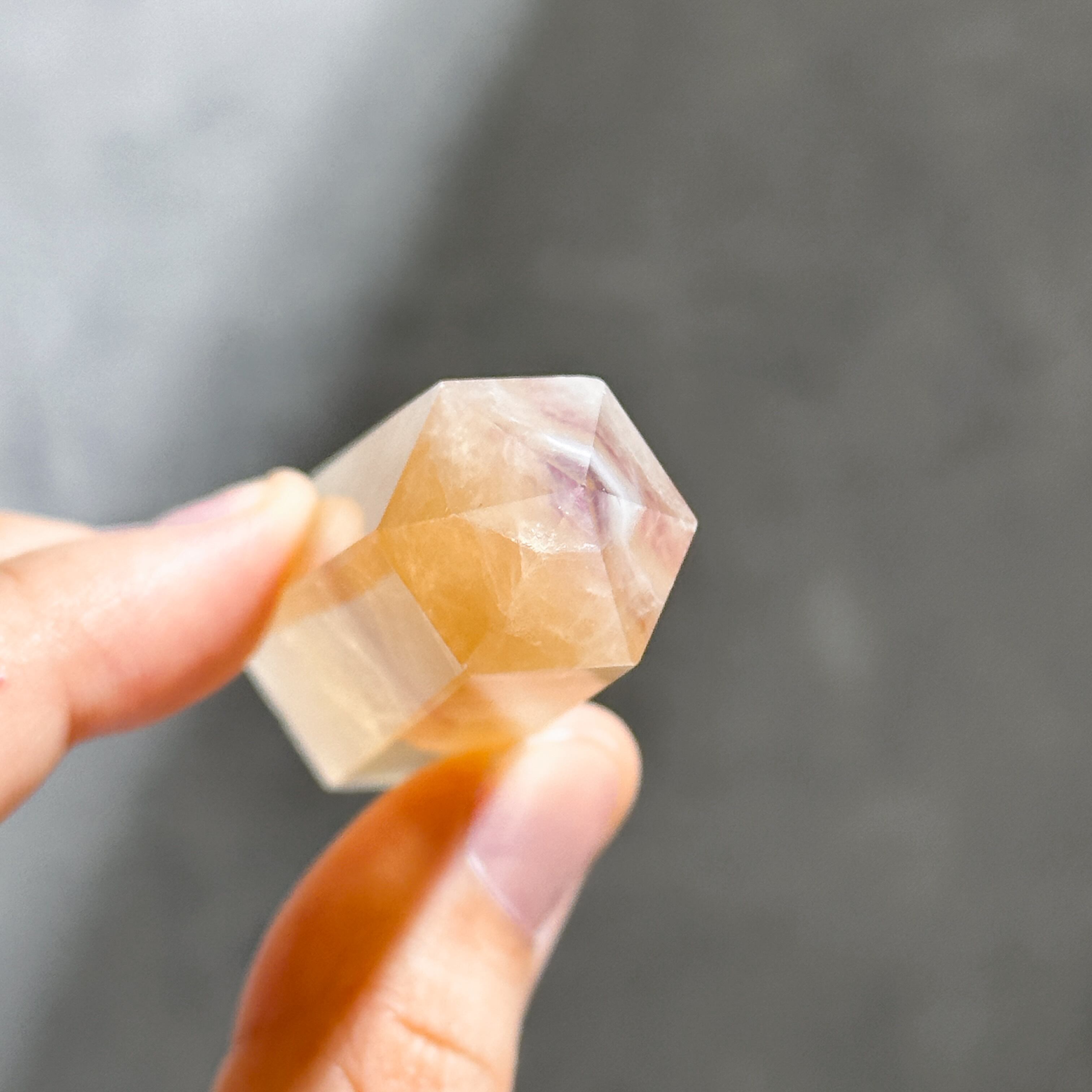 レインボーフローライト タワー型94◇ Rainbow Fluorite ◇天然石
