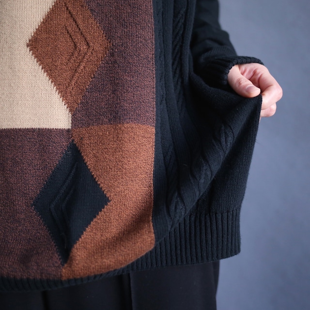 diamond motif pattern 3D knit line loose silhouette sweater