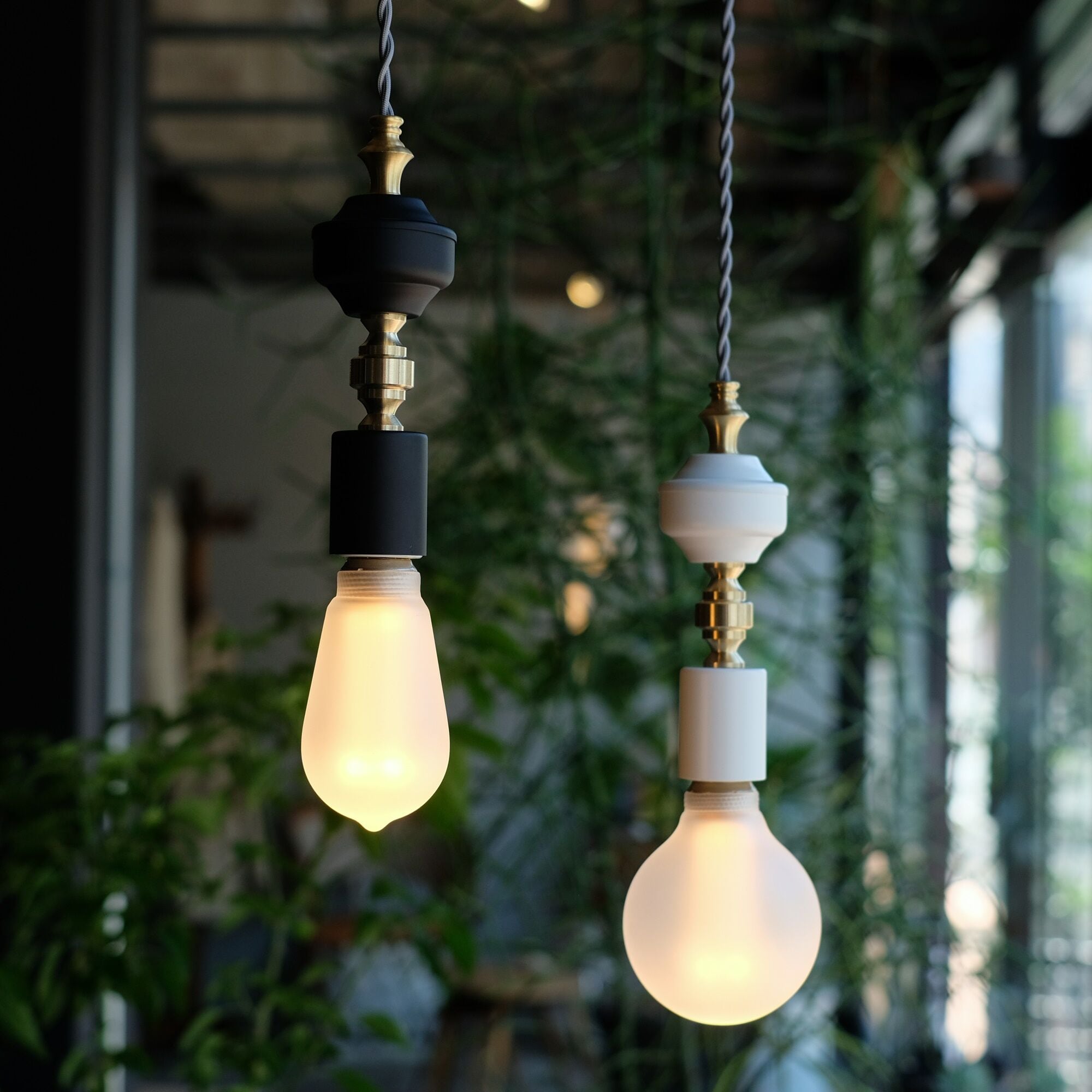 Karia pendant lamp | WEST VILLAGE TOKYO
