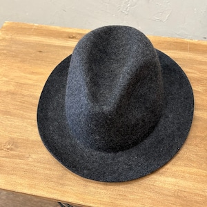 FOLDABLE FELT HAT