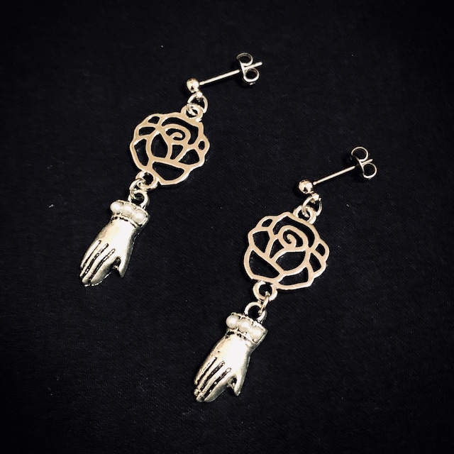 ROSE HAND PIERCE/EARRING