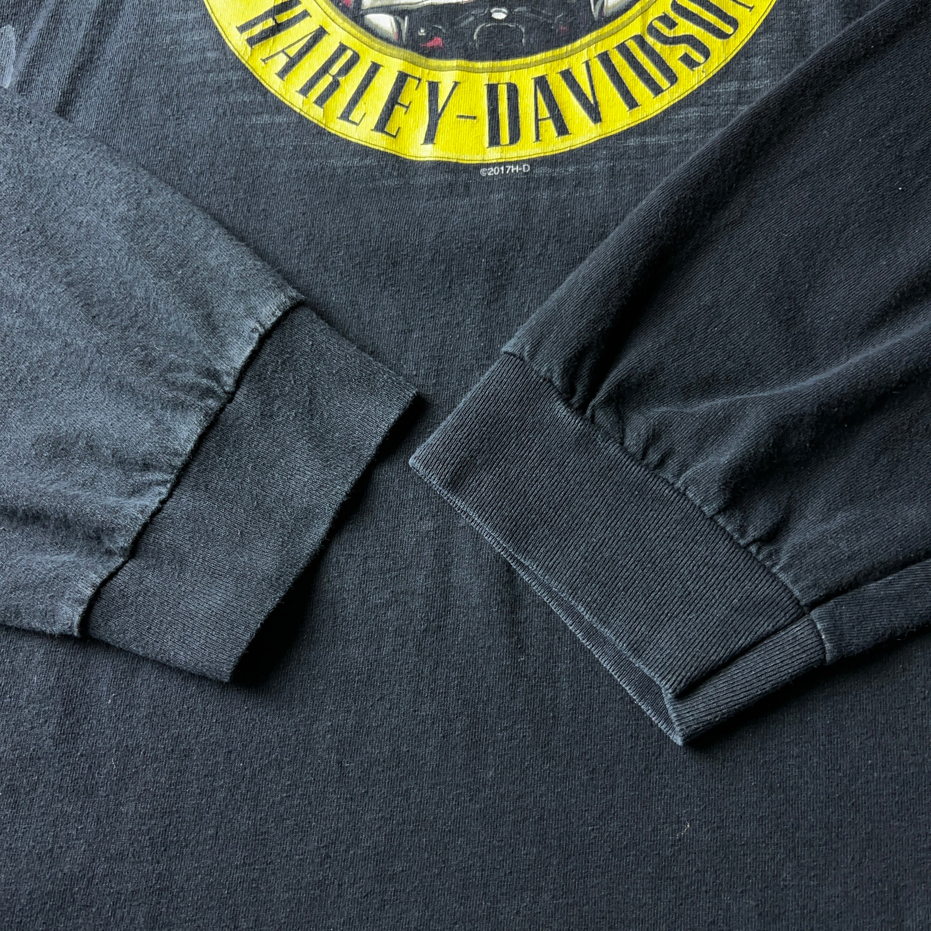 GUN'S N ROSES × HARLEY DAVIDSON L/S Tshirt ガンズアンドローゼス ハーレーダビッドソン Tシャツ ロンT サイズ2XL バックプリント【1000A2158】【送料無料】 | 【公式】Thrift Tokyo & TAROCK 古着・ヴィンテージ通販 GUN'S N ROSES × HARLEY DAVIDSON L/S Tshirt ガンズアンドローゼス ハーレーダビッドソン Tシャツ ロンT サイズ2XL バックプリント【1000A2158】【送料無料】 | 【公式】Thrift Tokyo & TAROCK 古着・ヴィンテージ通販
