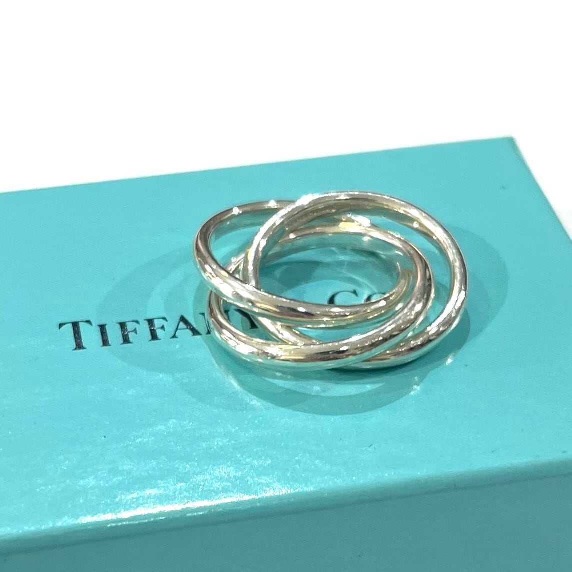 TIFFANY&CO】 【13-14号 】2420 希少ティファニートリニティ3連リング