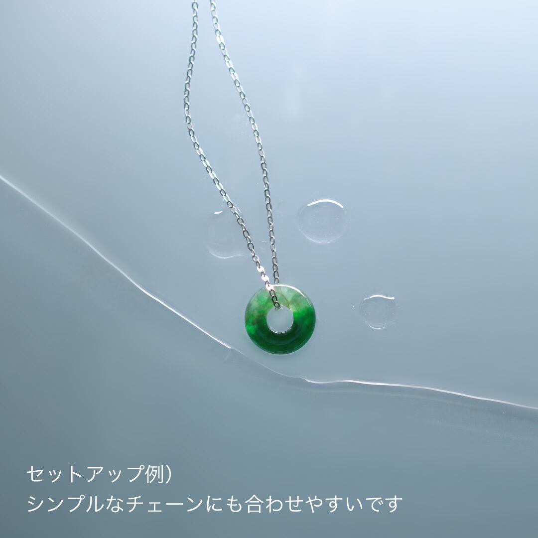 緑と透明のバランスが美しいペンダントトップ A貨翡翠 jd_pt1246