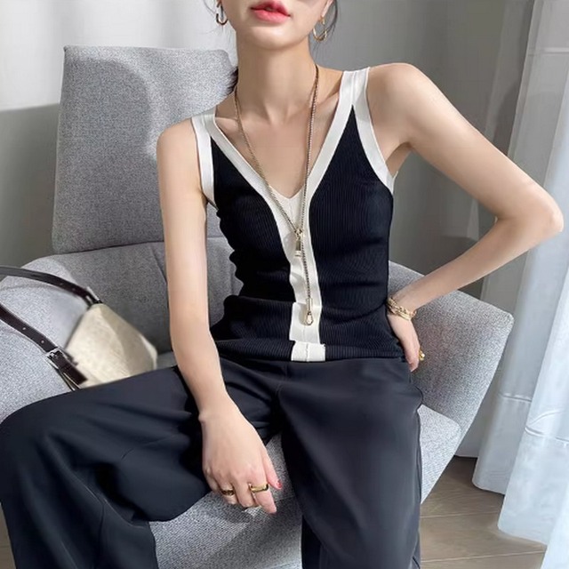 黒 Vネック ニットキャミソール 　20945