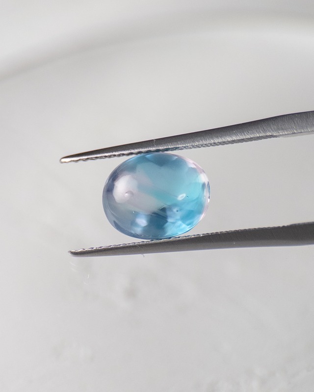 バフトップオーバルカット10×8mm #603【硝子の宝石】