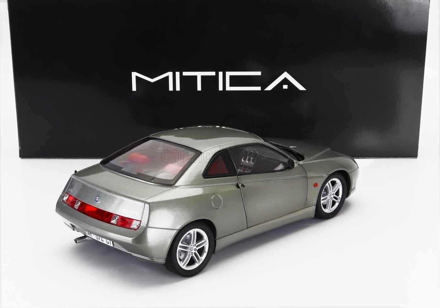 ミニカー 1/18 アルファロメオ GTV MITICA-DIECAST 1/18 ALFA ROMEO